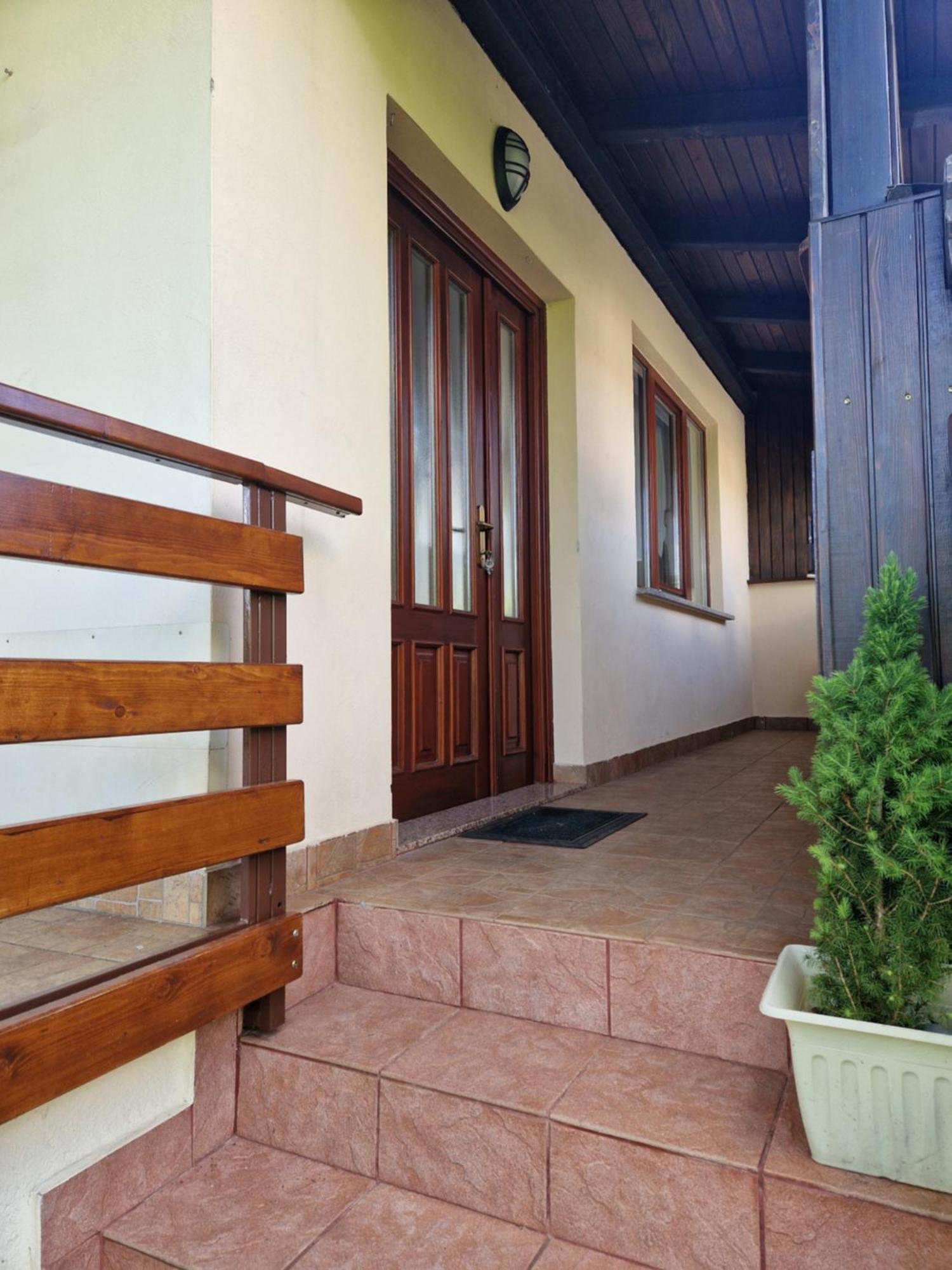 Apartma Mihatovi Pivka Esterno foto