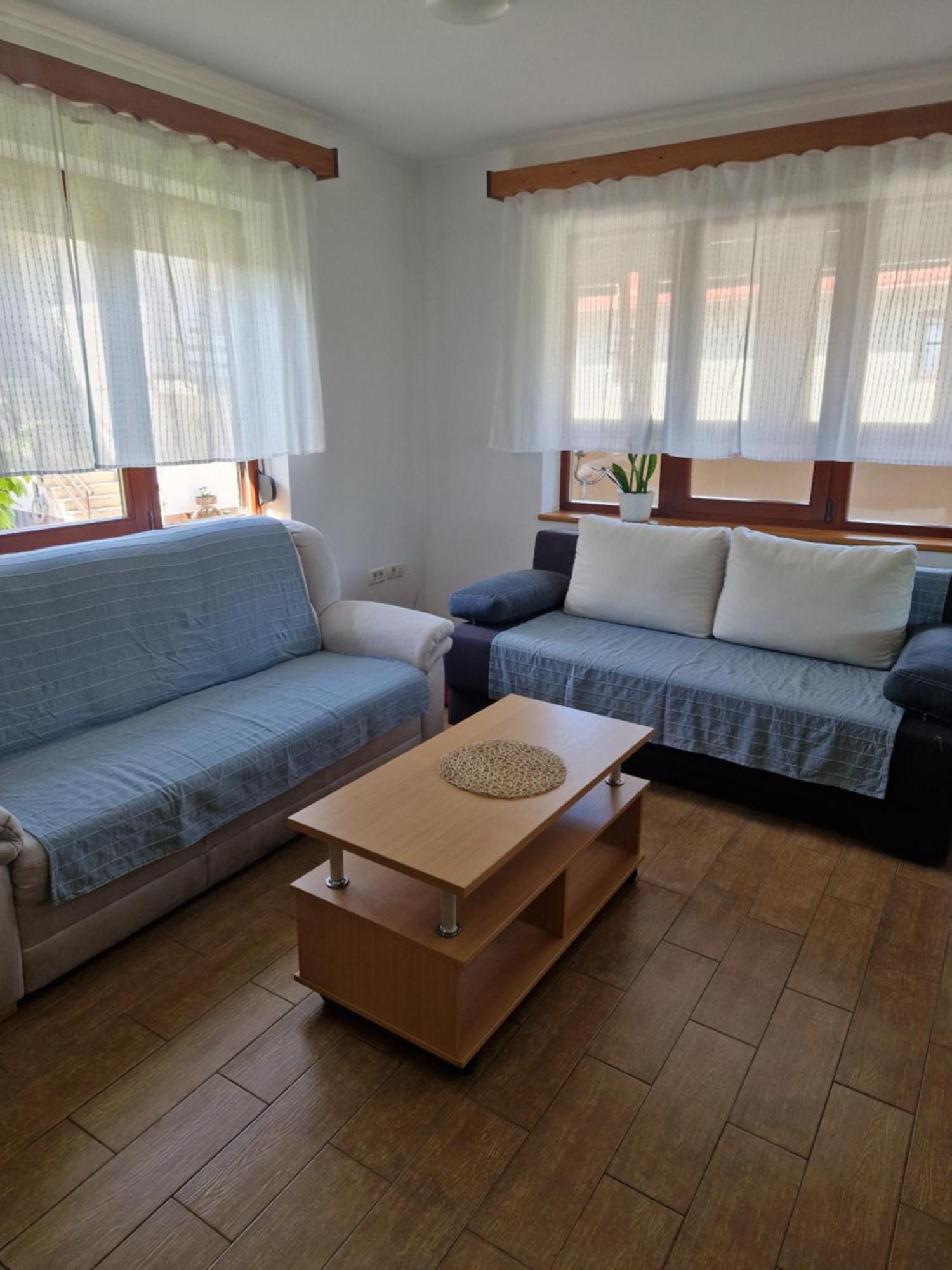 Apartma Mihatovi Pivka Esterno foto