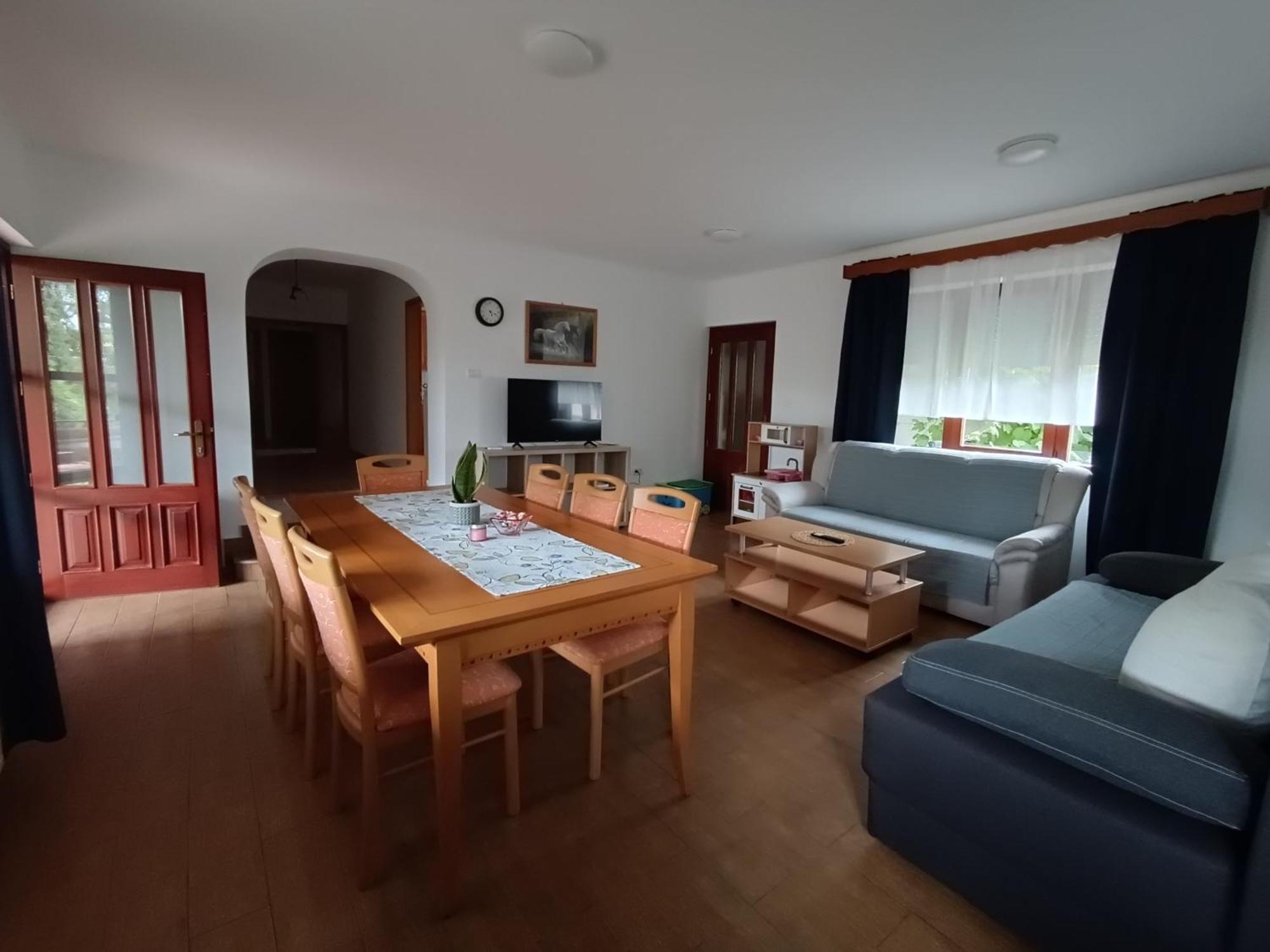 Apartma Mihatovi Pivka Esterno foto